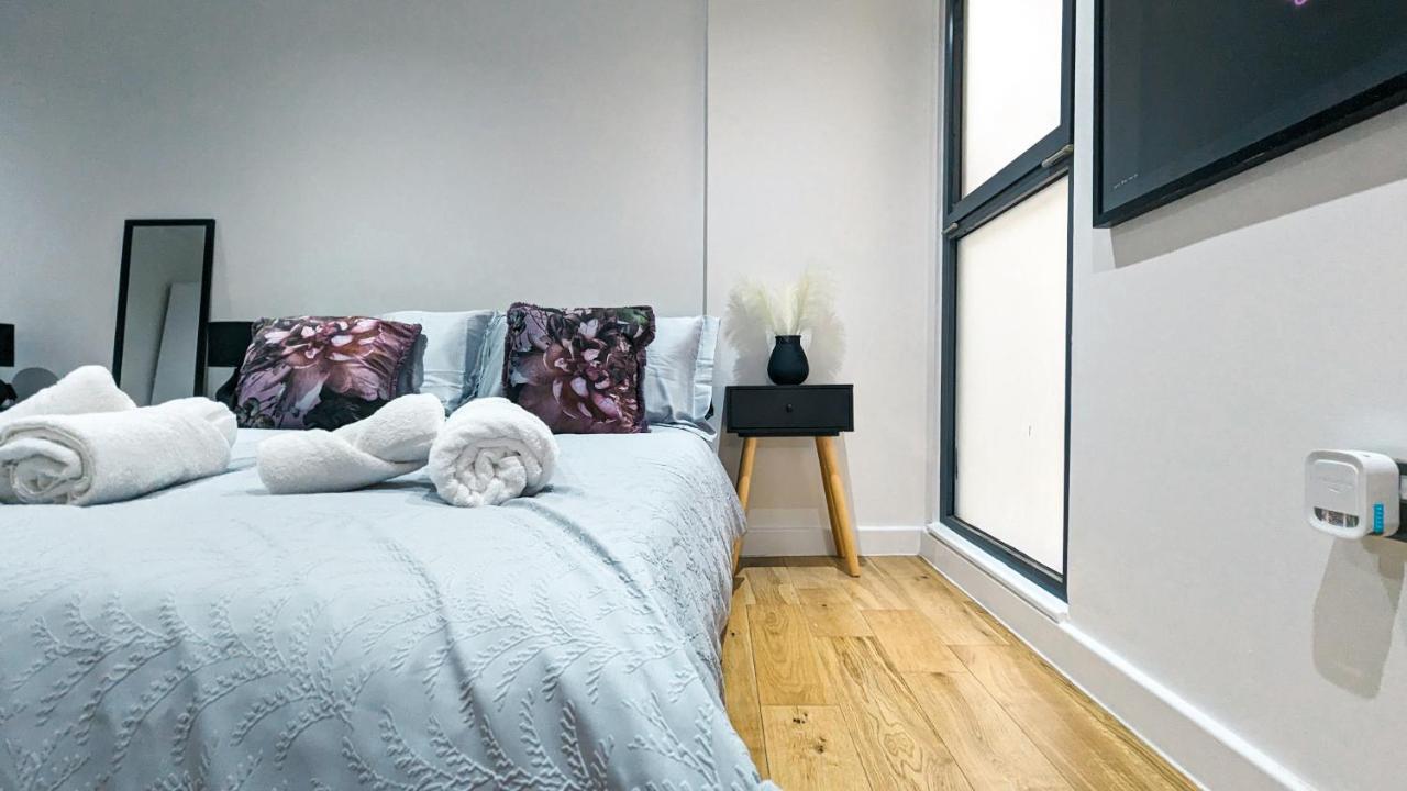 Spacious Apartment In Trendy Hackney ロンドン エクステリア 写真