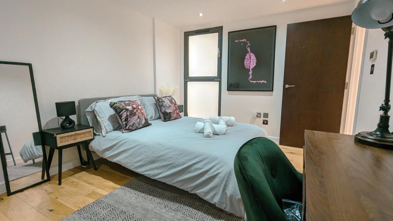 Spacious Apartment In Trendy Hackney ロンドン エクステリア 写真